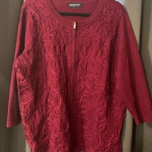 Jones New York zip front sweater with 3/4 inch sleeves